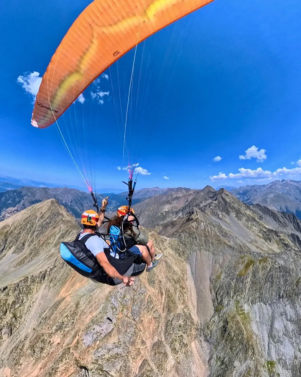 Avis d’une expérience en parapente au-dessus du massif des Écrins, près d’Entraigues.