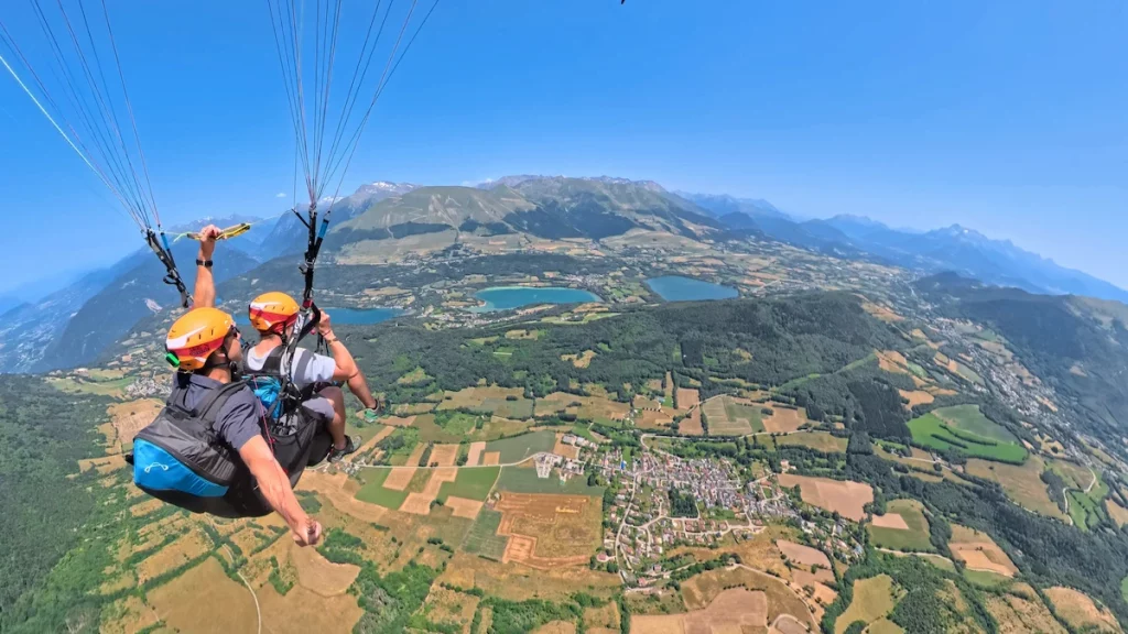 Bon cadeau parapente à Grenoble pour un vol biplace